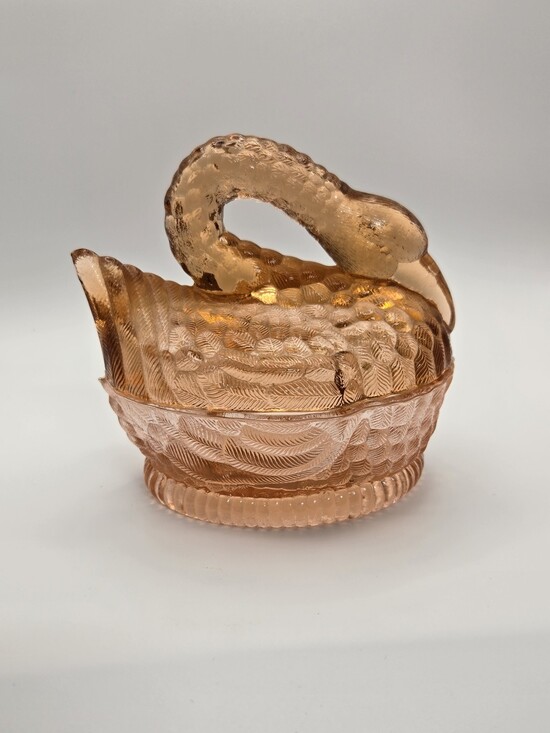 hsinchu Other - Hsinchu by A.A. Importing Pink Glass Swan on Nest Candy Dish Excellent Condition